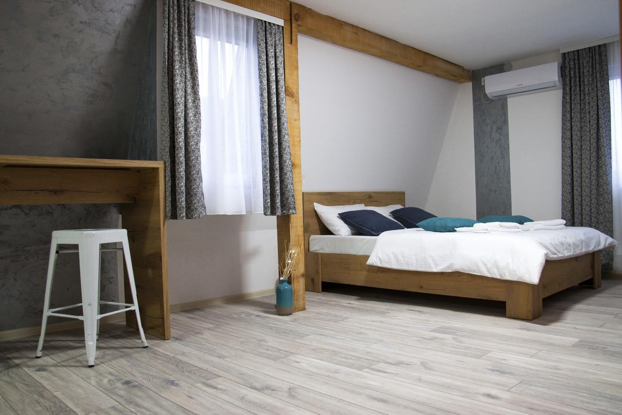Family Apartment *
